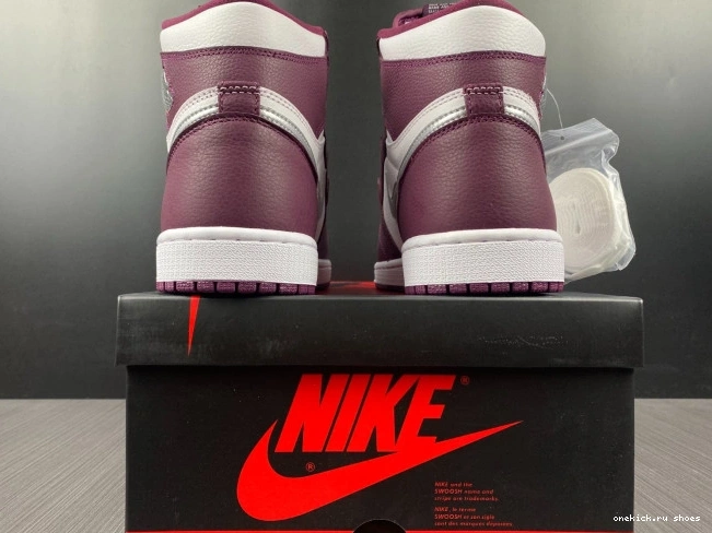 Cheap Jordan Air 555088-611 High OG Bordeaux 1 0822
